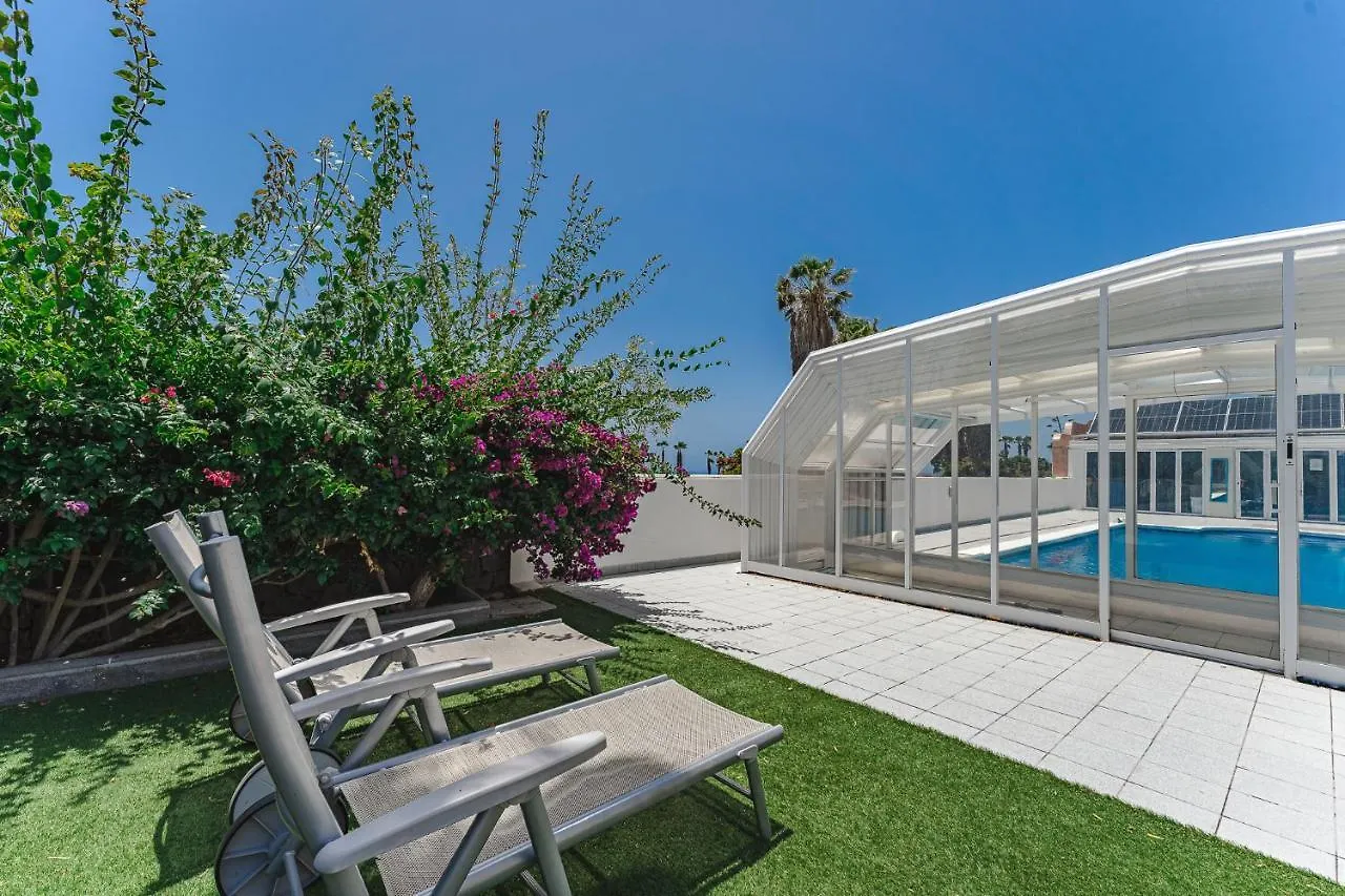 Gorgeous Golf Villa Costa Adeje  Costa Adeje (Tenerife)