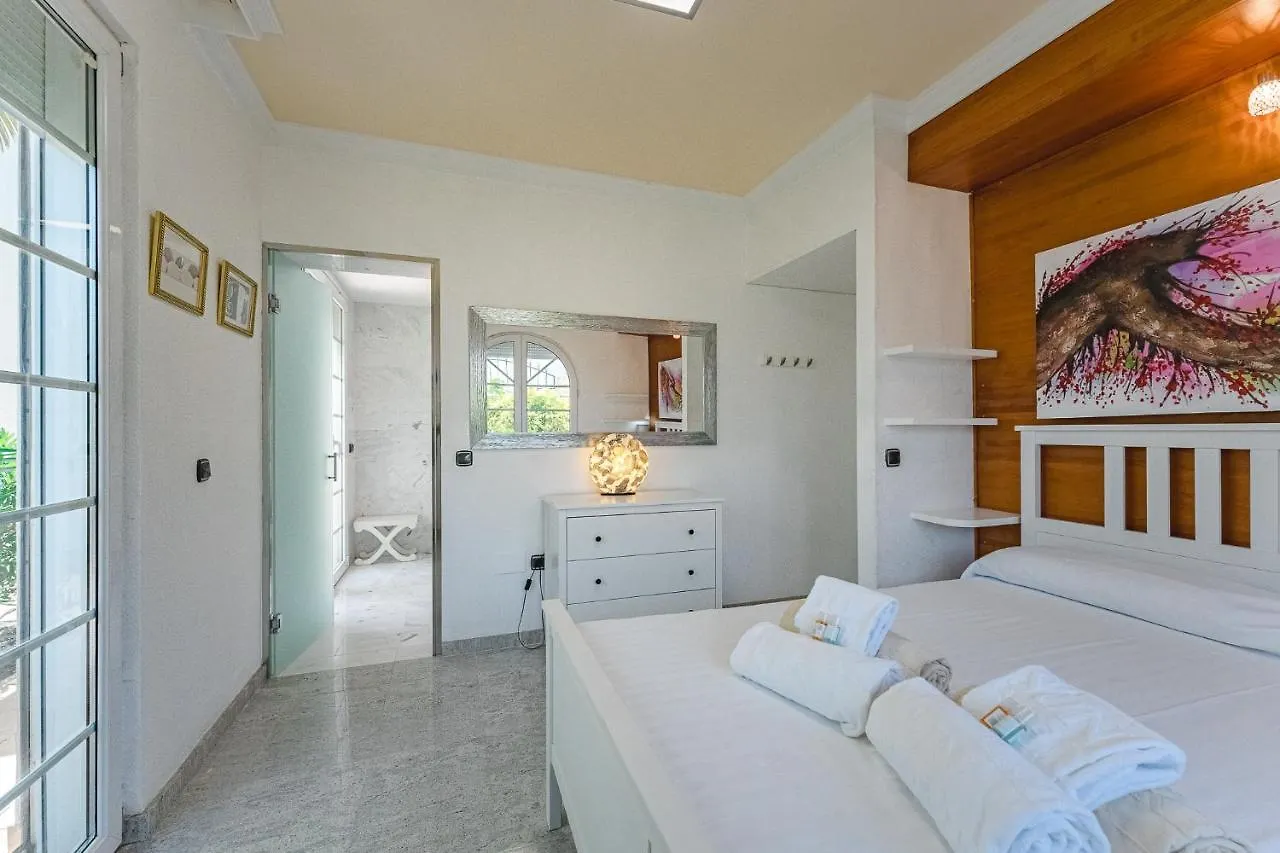 Gorgeous Golf Villa Costa Adeje  Costa Adeje (Tenerife)