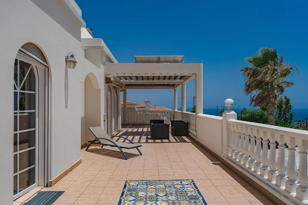 אדחה Gorgeous Golf Villa 0*,