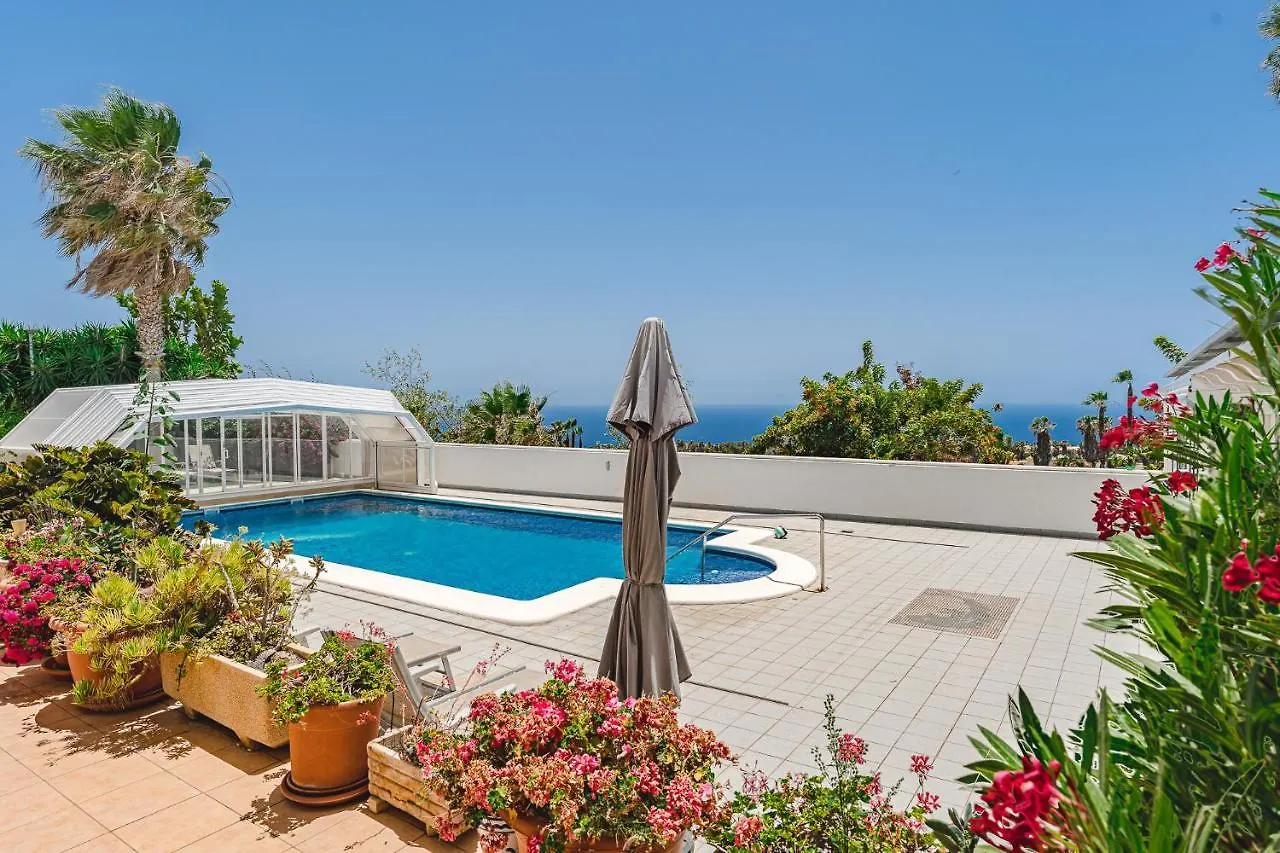 בית נופש אדחה Gorgeous Golf Villa ספרד